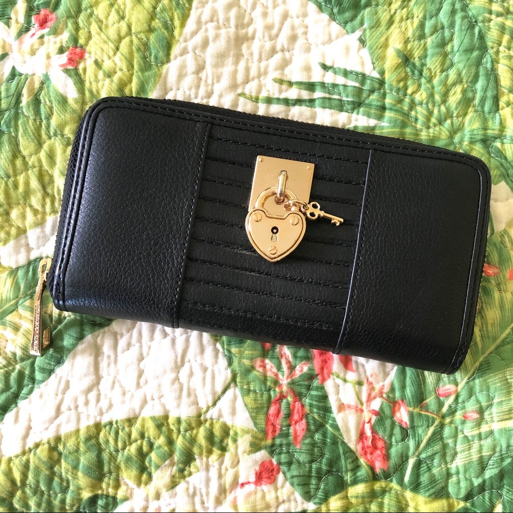 Juicy Couture black leather wallet